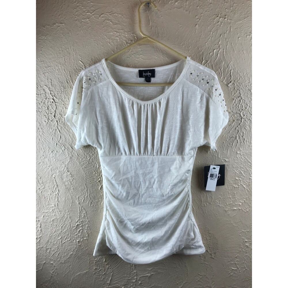 NWT BY & BY JUNIORS TOP Small Ivory Beaded Shoulder Round Neck Ruched